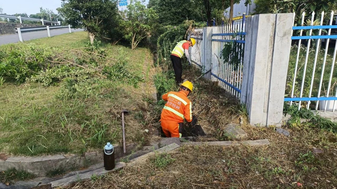 繃緊防汛責任弦 筑牢橋梁安全線